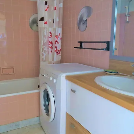 Apartment 4 Pers Au Centre De Tregastel, Proche Plages Et Commerces - Fr-1-368-220 Trégastel